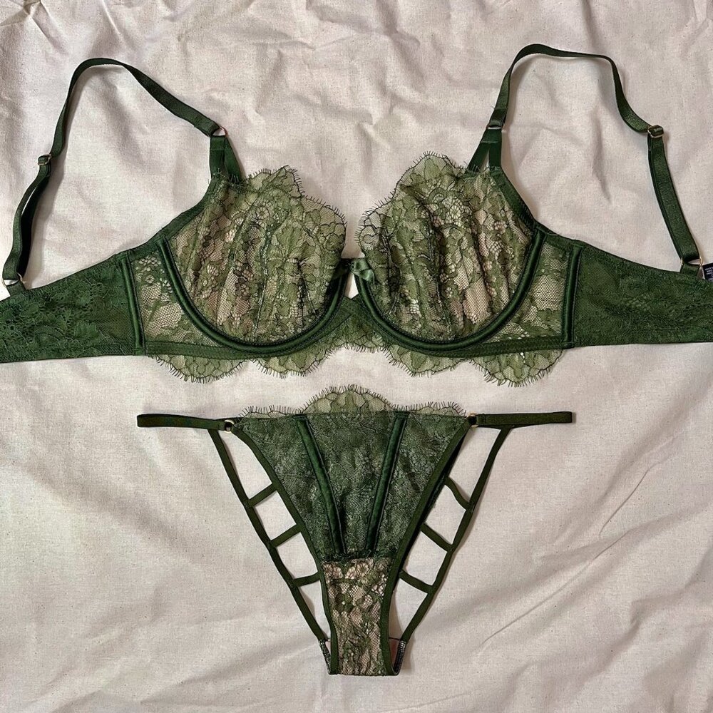 NWOT VS Very Sexy Olive Green Lace Unlined Demi Bra & M Panty Set